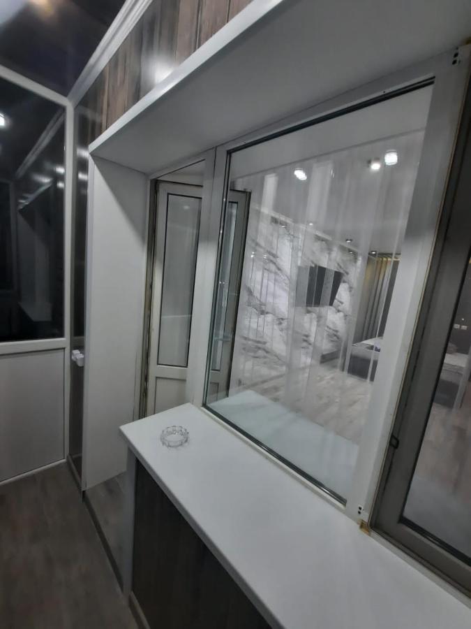 Люкс Академика Сатпаева 19 Apartman Pavlodar Kültér fotó