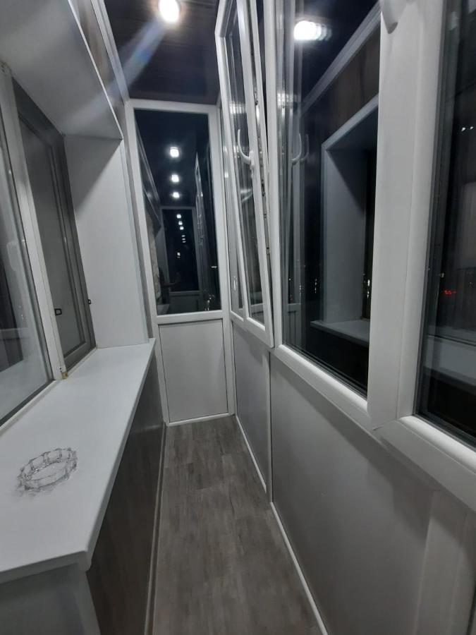 Люкс Академика Сатпаева 19 Apartman Pavlodar Kültér fotó