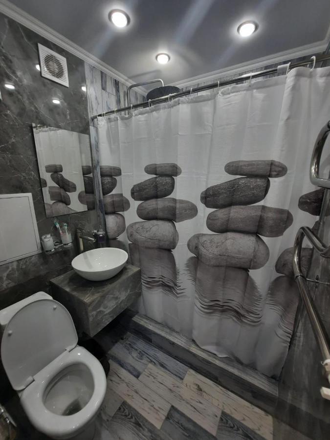 Люкс Академика Сатпаева 19 Apartman Pavlodar Kültér fotó